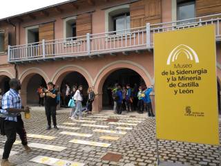 Excursión de Colombres y A Coruña