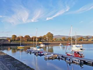 La ciudad de Dungarvan y sus colegios