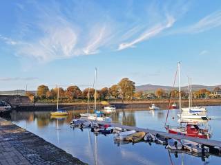 La ciudad de Dungarvan y sus colegios