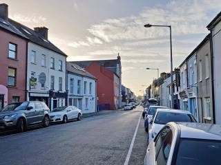 La ciudad de Dungarvan y sus colegios