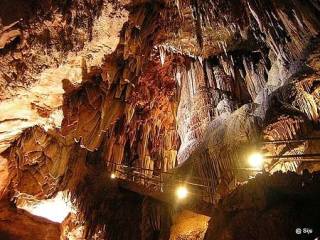 Cueva de Valporquero, León