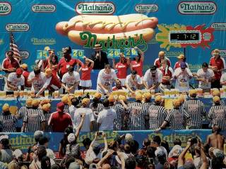 Nathan's, el concurso de hot dogs en Coney Island