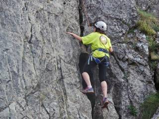 Dia de multiaventura y cuevas de Valporquero