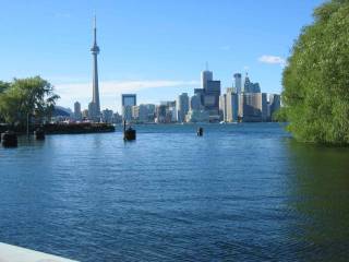 Skyline de Toronto desde las Islas Toronto