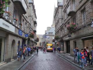 Visitamos la ciudad de St Maló de camino a Irlanda