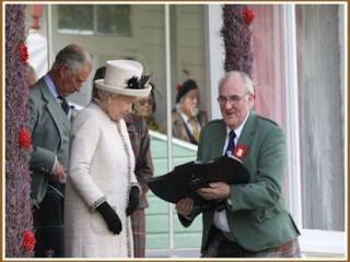 Isabel II en Braemar Gathering