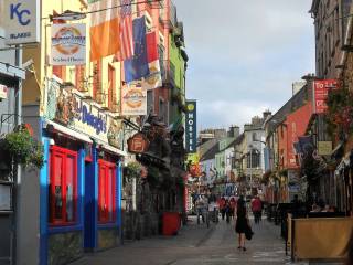 Shop Street, calle principal de Galway