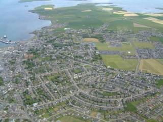 Kirkwall desde las alturas