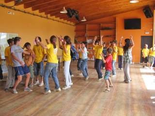 Campamentos de inglés y bailes