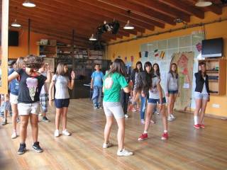 Campamentos de inglés y bailes