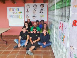 equipo de nativos para nuestros campamentos de verano