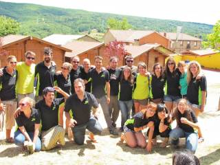 equipo de nativos para nuestros campamentos de verano