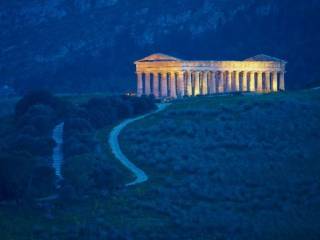 Templo y Teatro dórico de Segesta, Sicilia