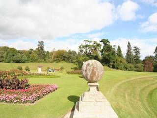 Powerscourt centre