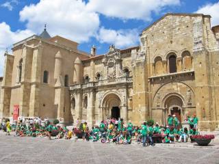 paso por leon al campamento