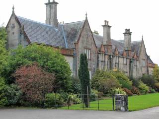 Muckross House y jardines