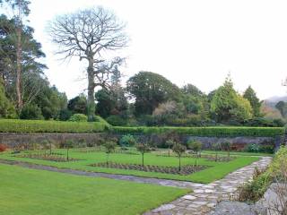 Muckross House y jardines