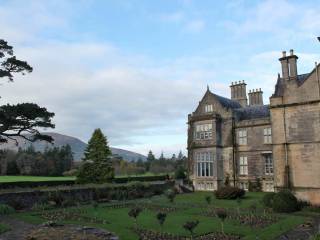 Muckross House y jardines