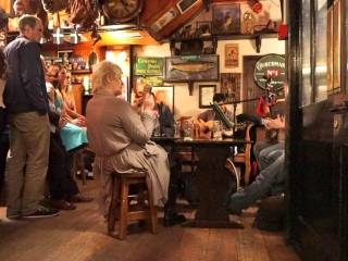 música en pubs de Irlanda