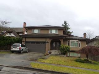 casas de familias burnaby mountain