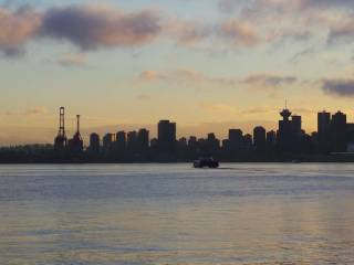 El SeaBus de Vancouver en el mar