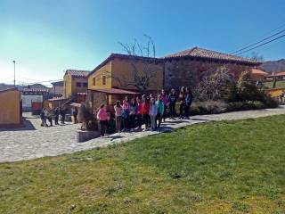 encuentro de colegios en el campamento