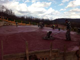 pista de baloncesto roja