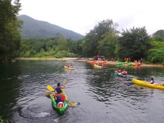 GMR  summercamps descenso del río Sella en piragua