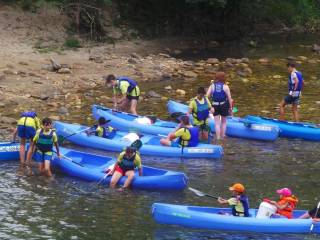 GMR  summercamps descenso del río Sella en piragua