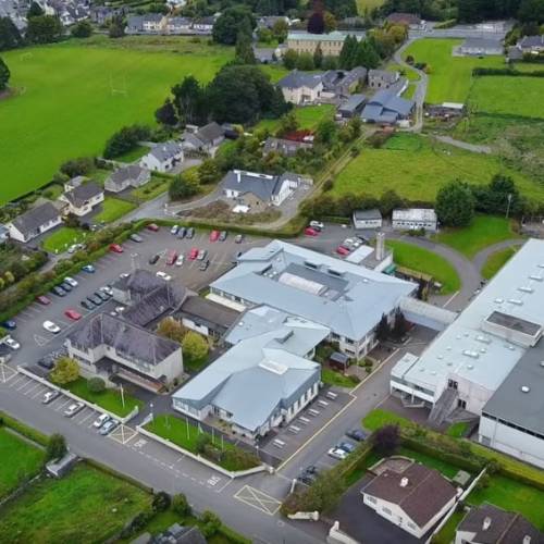 Colegios de Irlanda - Colaiste Phobáil Ros Cré - Corville