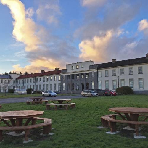 Colegios de Irlanda - Coláiste Einde (St Enda's College) - Galway