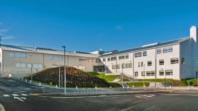 Clifden Community School (Scoil Phobail)