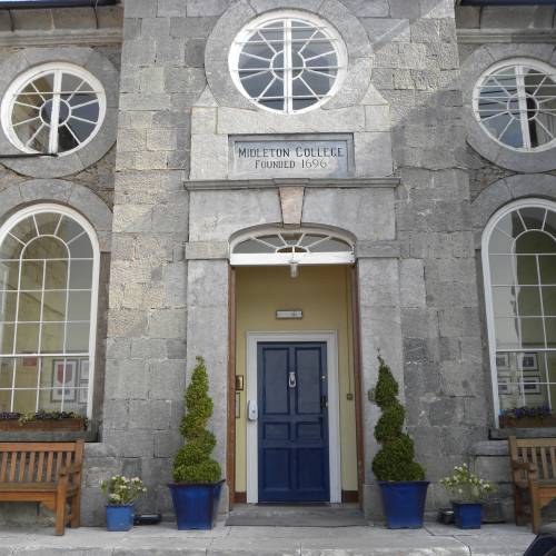 Midleton College