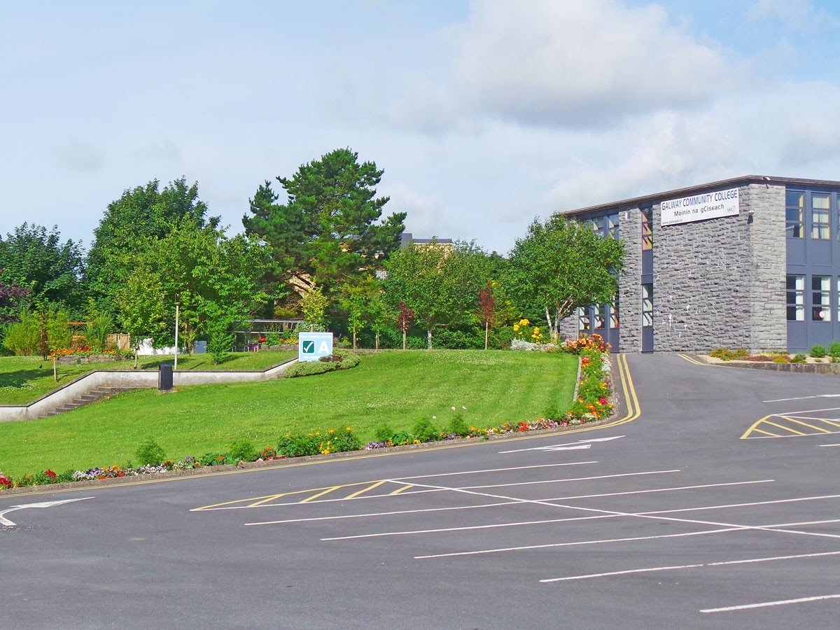 Informaci n Del Colegio Galway Community College Galway Colegio Informaci n Del Colegio Galway Community College Galway Colegio