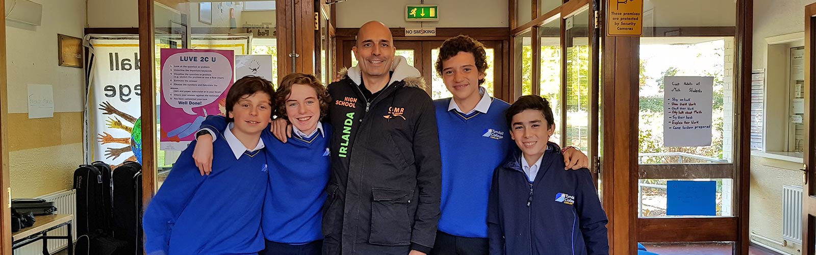 alumnos en Carlow de GMR
